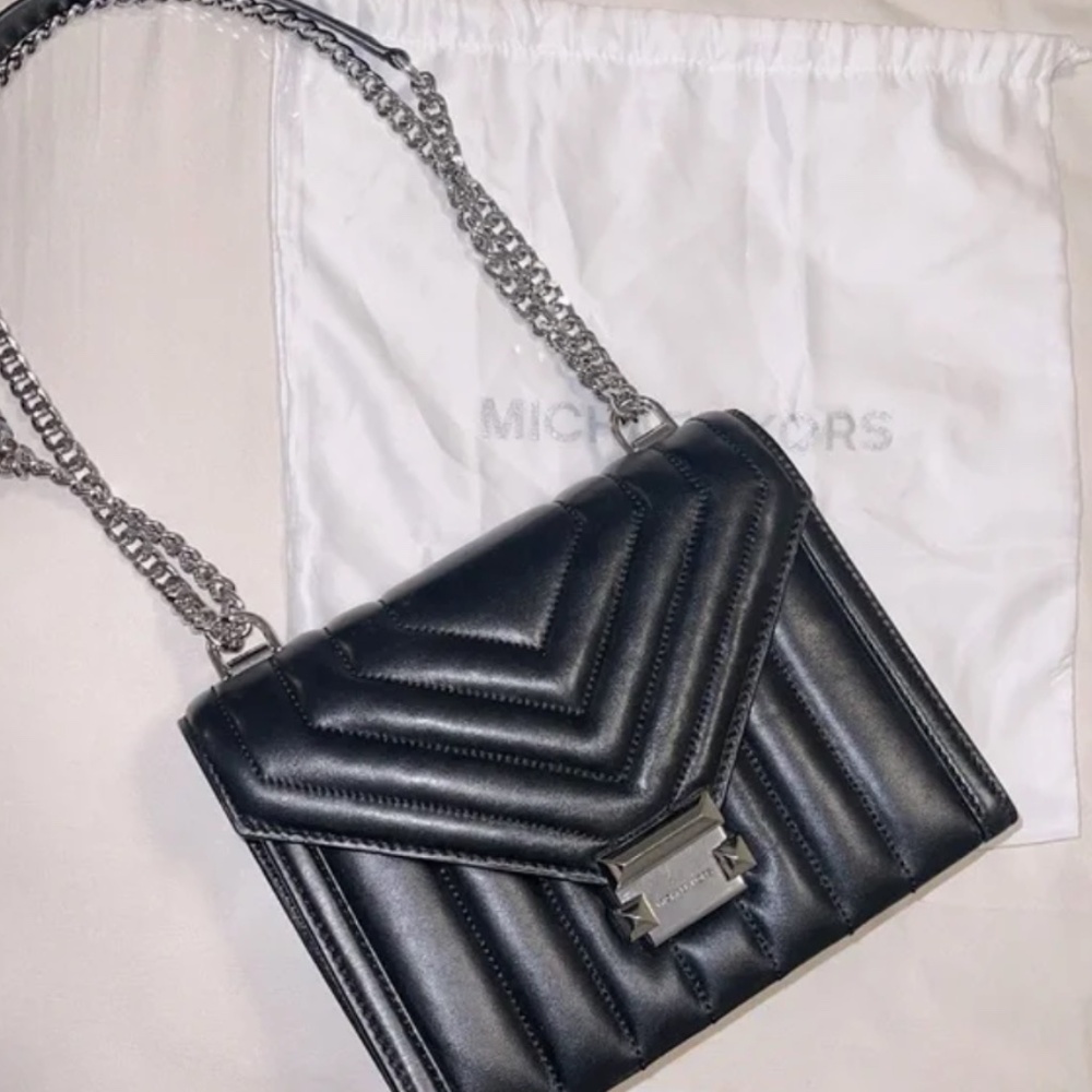MK WHITNEY QUILTED LEATHER CONVERTIBLE SHOULDER BAG BLACK - Picture 2 of 5
